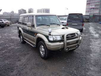 2002 Hyundai Galloper Pictures