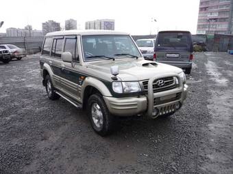 2002 Hyundai Galloper Pictures