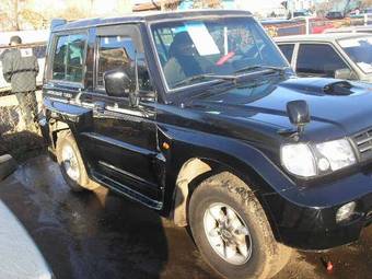2002 Hyundai Galloper Pictures