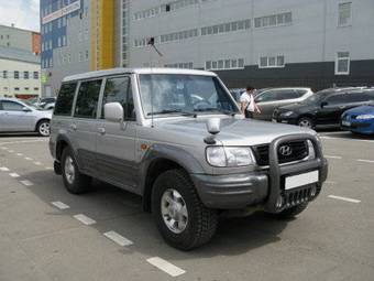 2002 Hyundai Galloper Pics