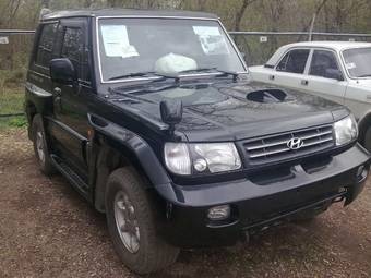 2002 Hyundai Galloper Photos