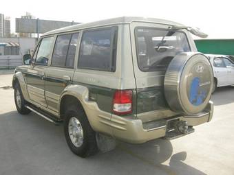 2003 Hyundai Galloper Photos