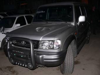 2003 Hyundai Galloper Pictures
