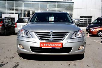 2010 Hyundai Genesis Pictures
