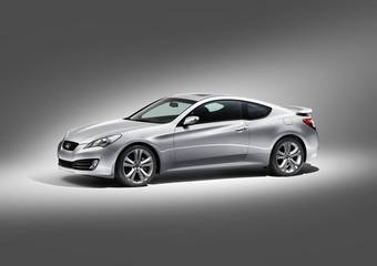 2010 Hyundai Genesis Coupe Photos