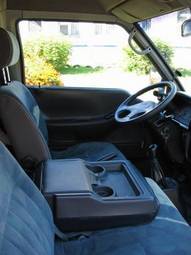 2000 Hyundai Grace Pictures