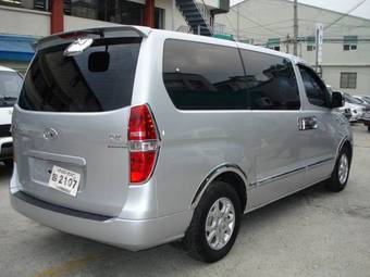 2008 Hyundai Grand Starex Pictures