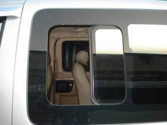 2008 Hyundai Grand Starex Images