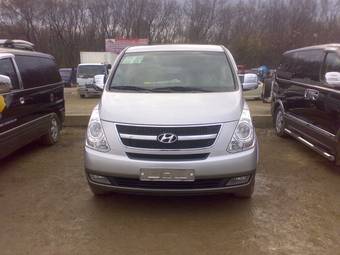 2008 Hyundai Grand Starex Pictures