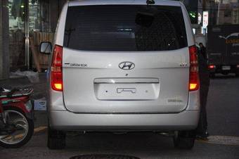 2008 Hyundai Grand Starex Photos
