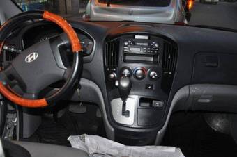 2008 Hyundai Grand Starex Wallpapers