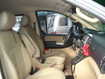 2008 Hyundai Grand Starex Pics