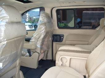2008 Hyundai Grand Starex Images