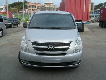 2008 Hyundai Grand Starex Photos