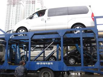 2008 Hyundai Grand Starex Pictures