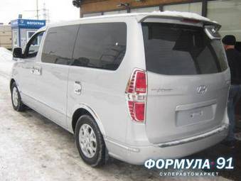 2008 Hyundai Grand Starex Pictures