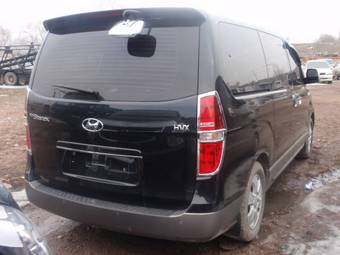 2008 Hyundai Grand Starex Photos