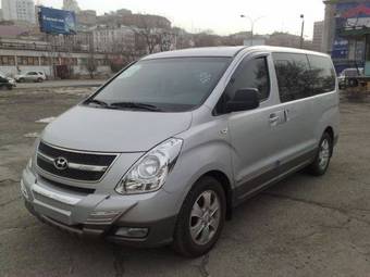 2008 Hyundai Grand Starex Photos