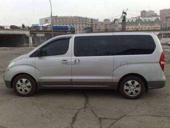 2008 Hyundai Grand Starex Pictures