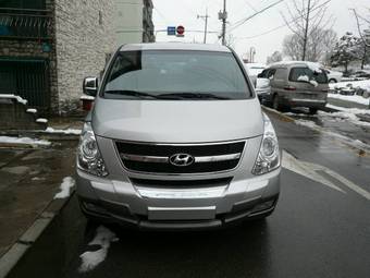 2008 Hyundai Grand Starex Pictures