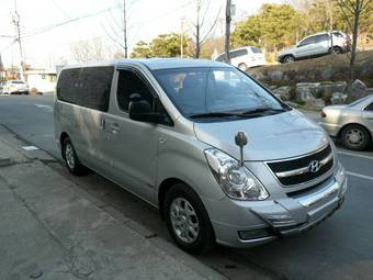 2008 Hyundai Grand Starex Photos