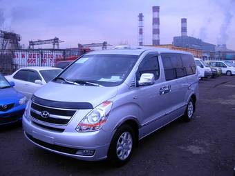 2008 Hyundai Grand Starex Pictures