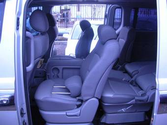 2008 Hyundai Grand Starex Pics
