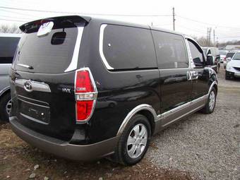 2008 Hyundai Grand Starex Photos