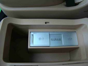 2008 Hyundai Grand Starex Photos