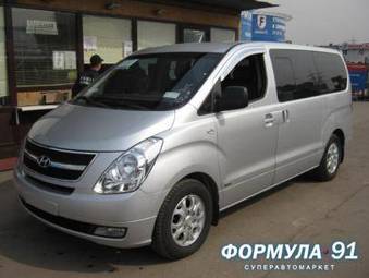 2008 Hyundai Grand Starex Photos