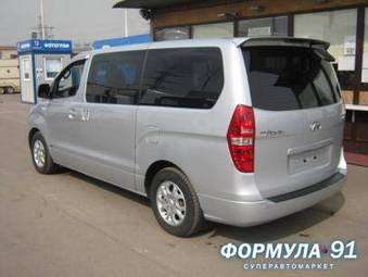 2008 Hyundai Grand Starex Photos