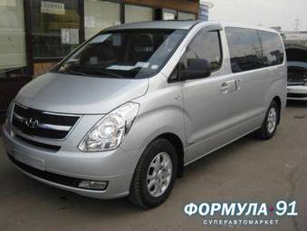 2008 Hyundai Grand Starex Photos