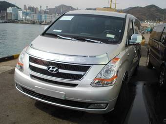 2008 Hyundai Grand Starex Photos