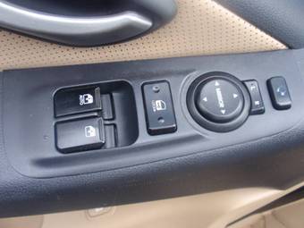 2008 Hyundai Grand Starex Pictures