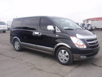 2008 Hyundai Grand Starex Pictures
