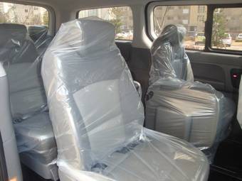 2008 Hyundai Grand Starex Photos