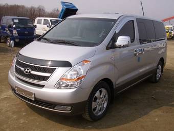 2008 Hyundai Grand Starex Pictures