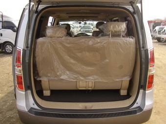 2008 Hyundai Grand Starex Photos