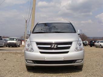 2008 Hyundai Grand Starex Pics