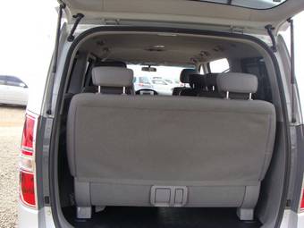 2008 Hyundai Grand Starex Photos