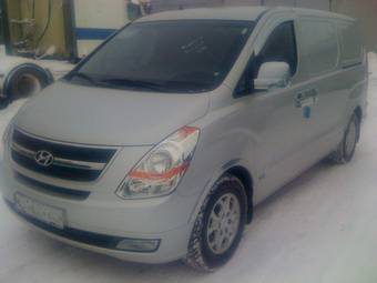 2008 Hyundai Grand Starex Photos