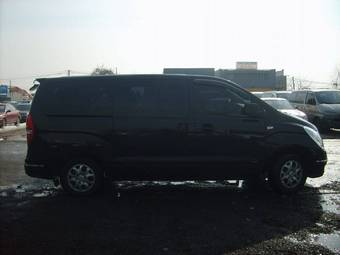 2008 Hyundai Grand Starex Pics