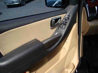 2008 Hyundai Grand Starex Photos