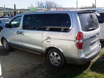2008 Hyundai Grand Starex Pictures