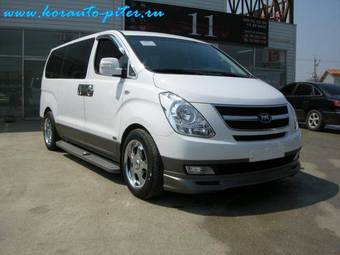 2008 Hyundai Grand Starex Photos