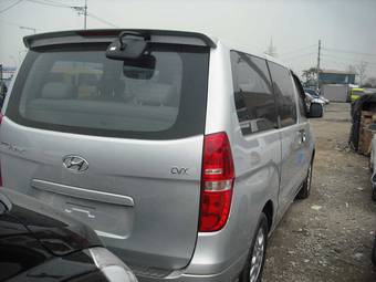 2008 Hyundai Grand Starex Images