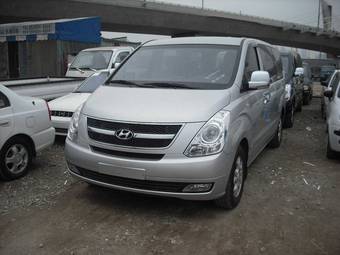 2008 Hyundai Grand Starex Pictures