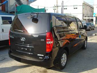 2008 Hyundai Grand Starex Photos