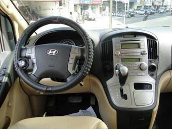 2008 Hyundai Grand Starex Pictures