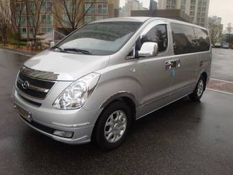 2008 Hyundai Grand Starex Photos